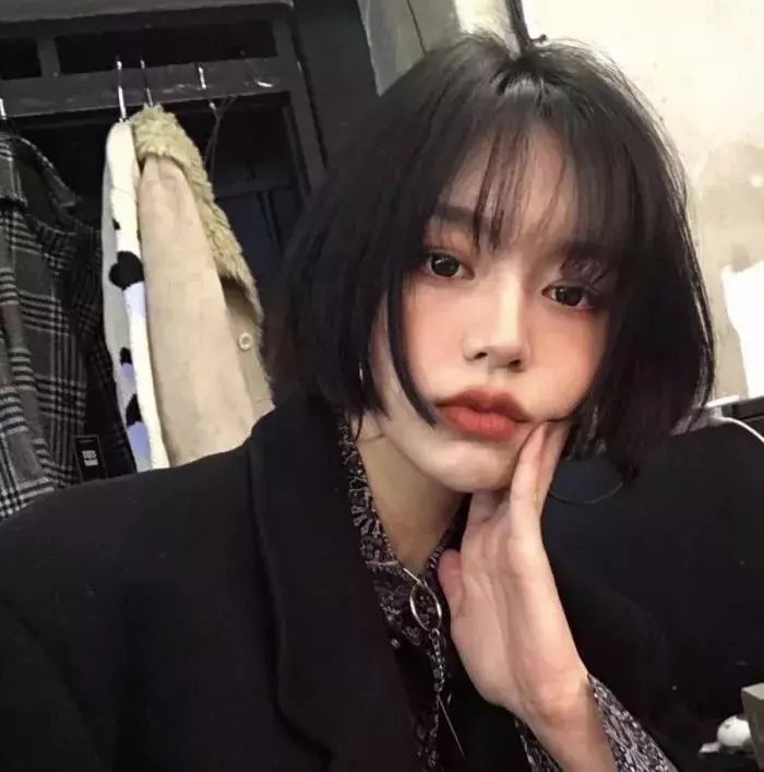 两位女巫 海报