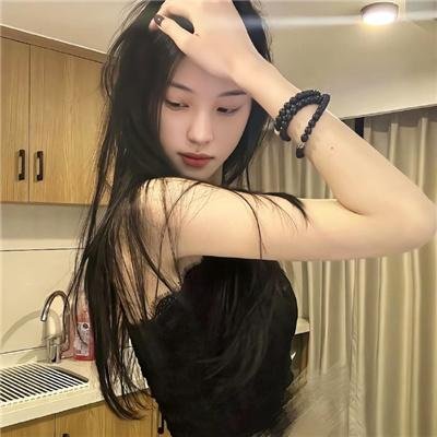 性感女巨人 海报
